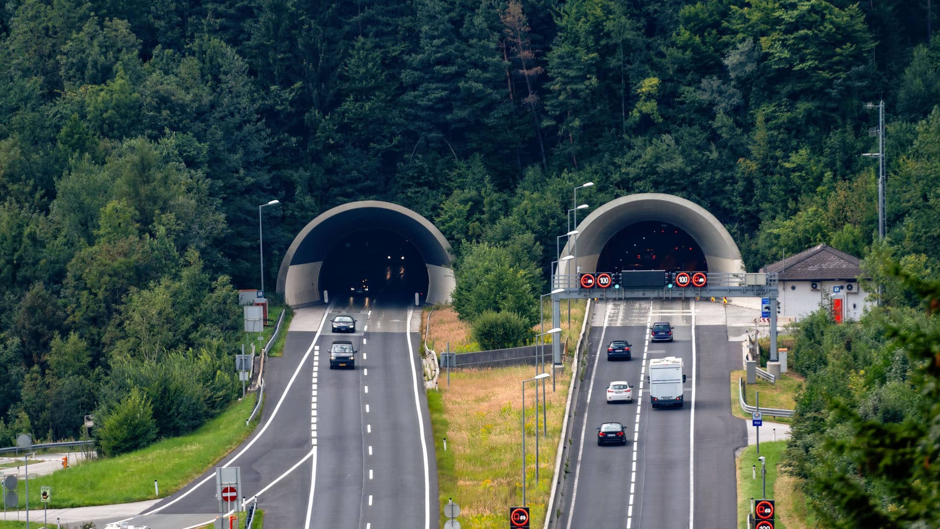 View of traffic entering/exiting a road tunnel